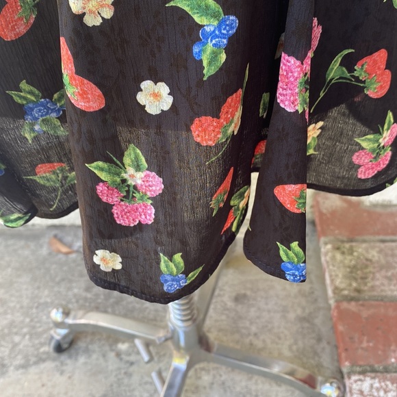 NWOT Zara fabulous black dress w/ beautiful floral pattern. Flirty & fun! - Picture 8 of 15